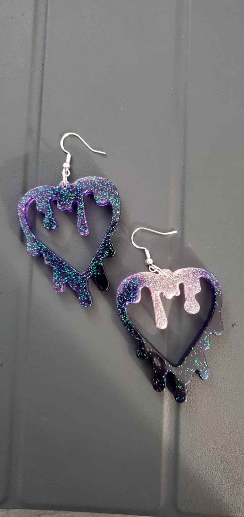Heart Drip earrings (purple glitter)