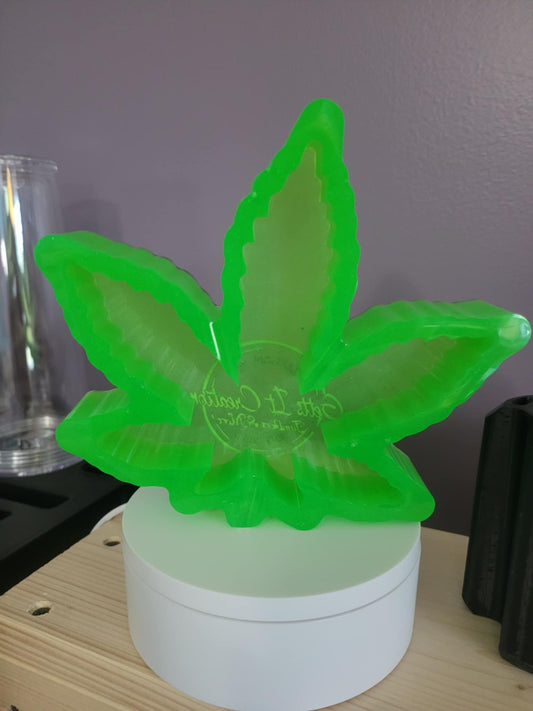 Large leaf ashtray