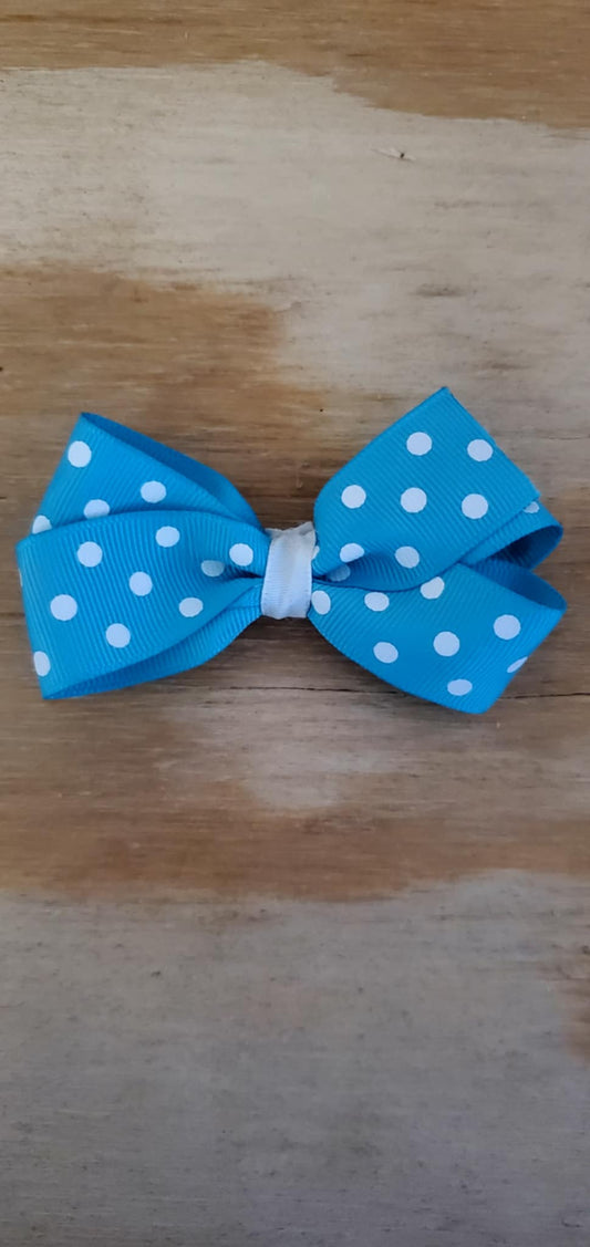 4 inch Girls Hairbow (blue w/ polka dots)