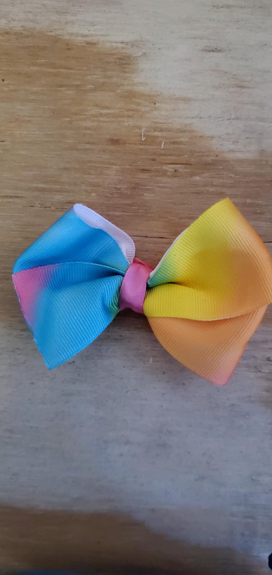 4 inch Girls Hairbow (rainbow w/pink)