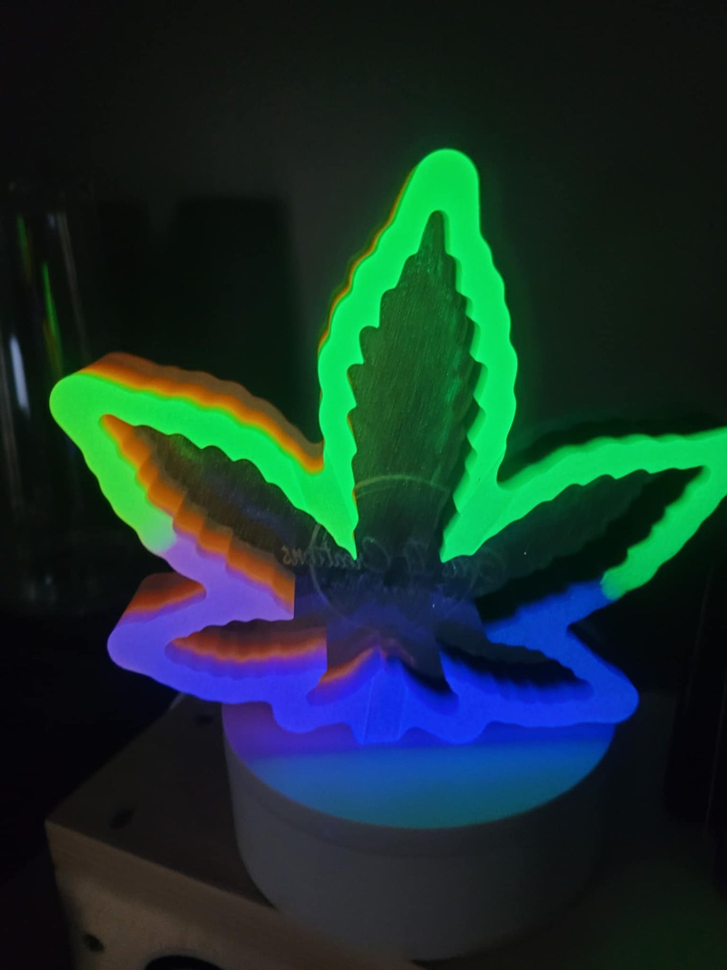 Large leaf ashtray