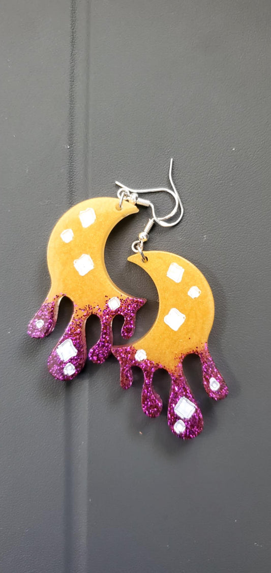 Moon Drip earrings (Gold and purple)
