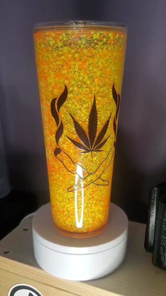 1019 ~ 24oz Snow Globe
