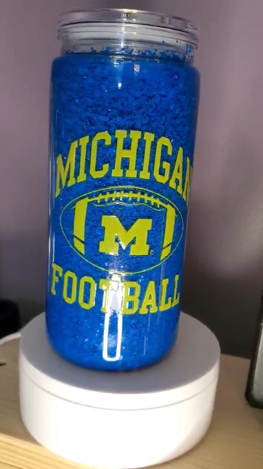 1058 ~ 20oz Snow Globe