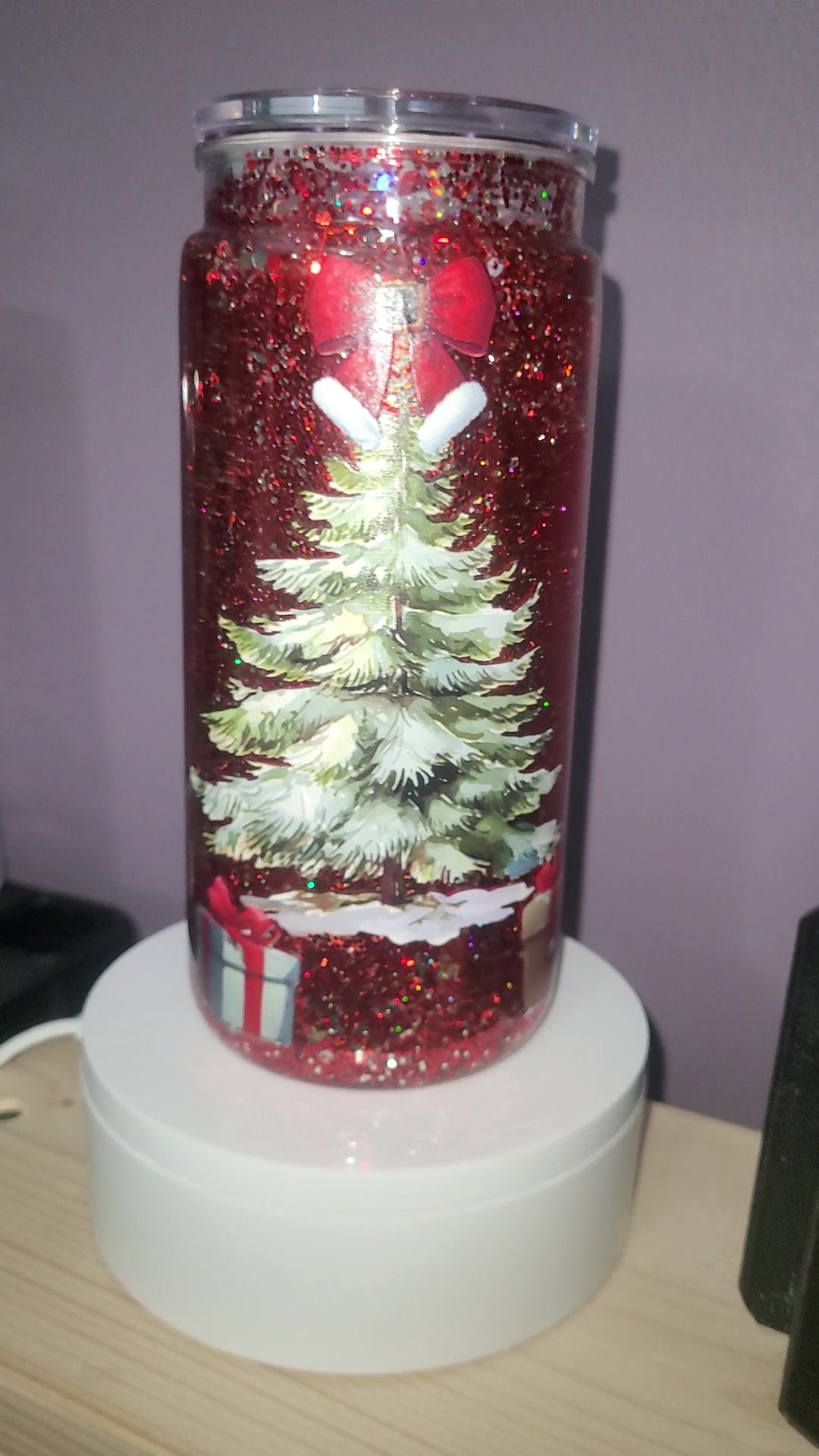 1072 - 20oz Snow Globe