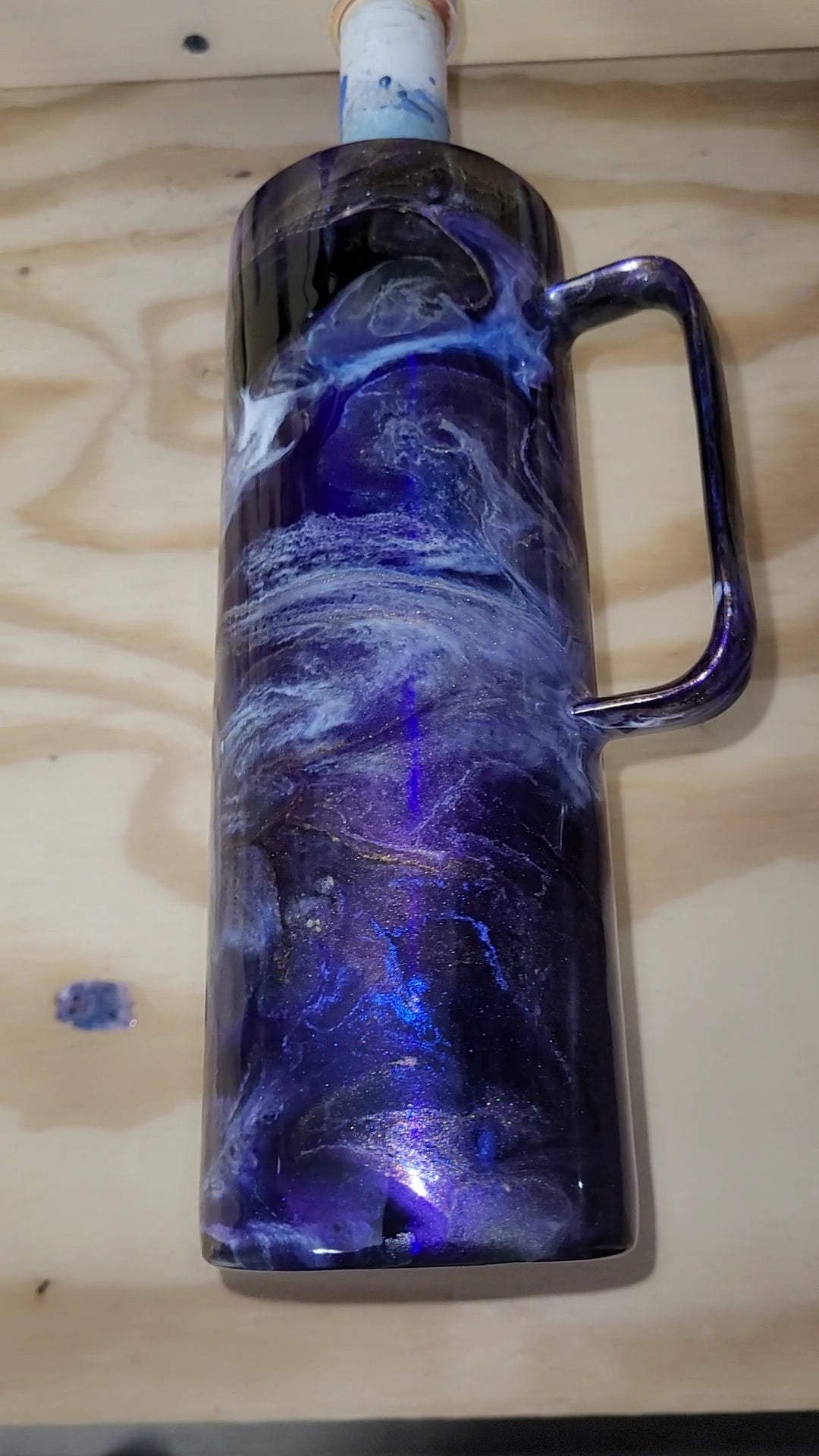 1249 - 20Oz Hoggdle Skinny -Purple Glaze