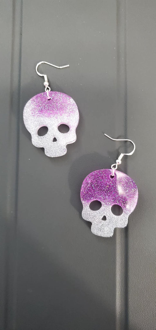 Skull earrings (white mica shimmer with purple)