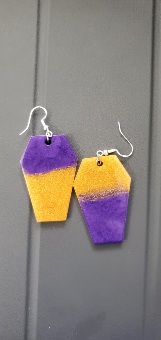 Coffin earrings (Gold and purple)