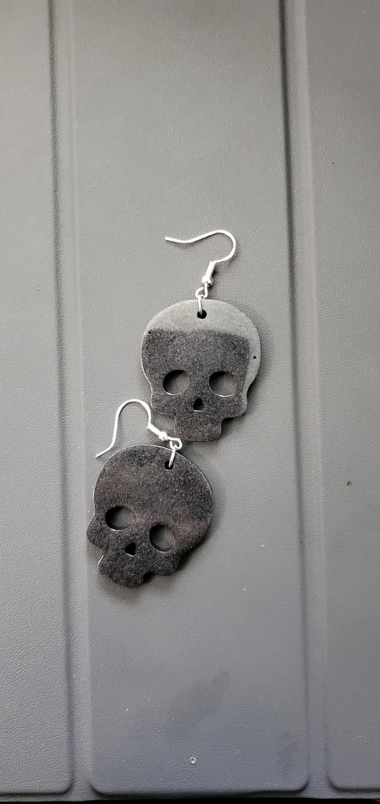 Skull earrings (black mica shimmer)