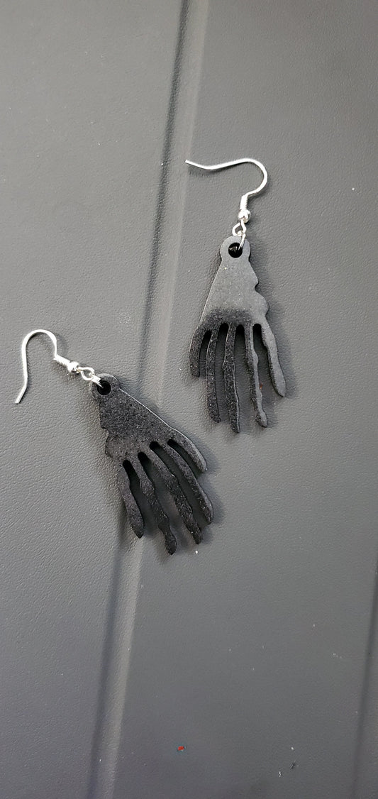 Design your own Epoxy resin earrings