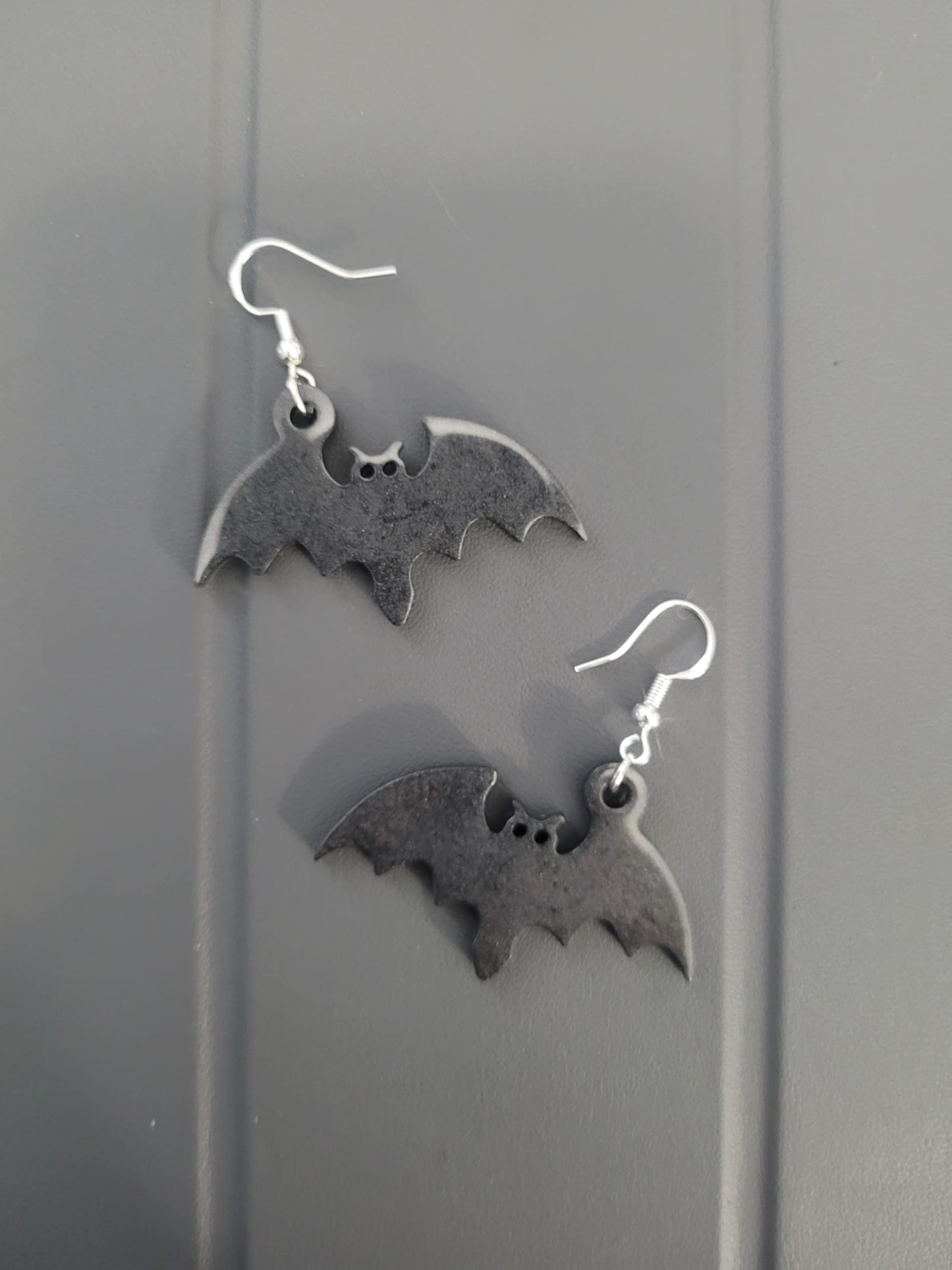 Design your own Epoxy resin earrings