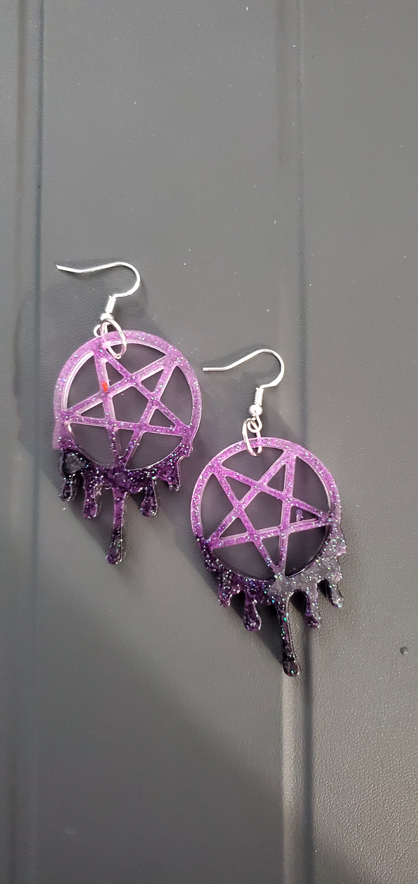 Design your own Epoxy resin earrings