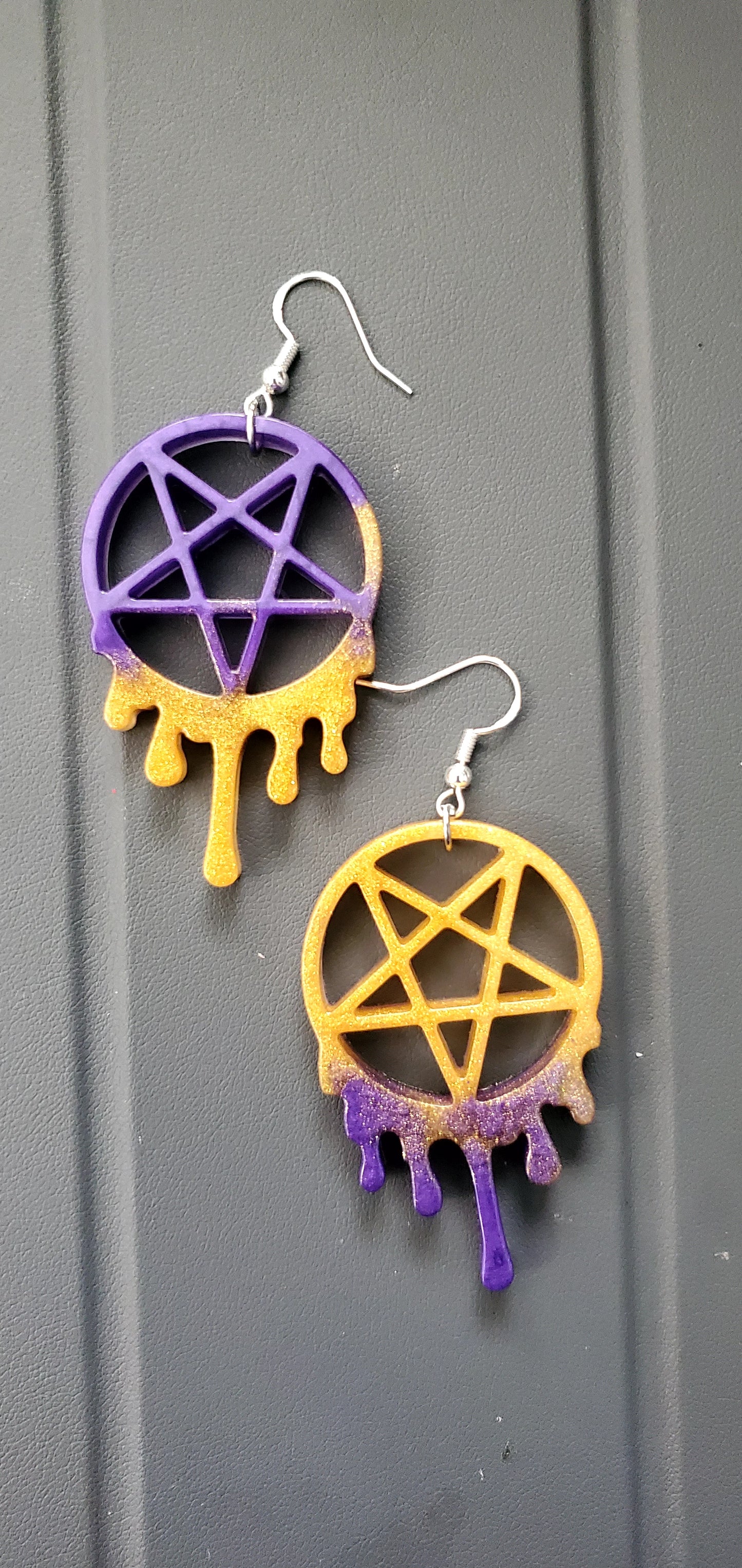 Design your own Epoxy resin earrings